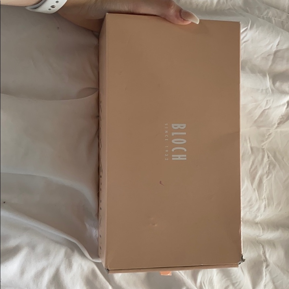 bloch pointe shoes